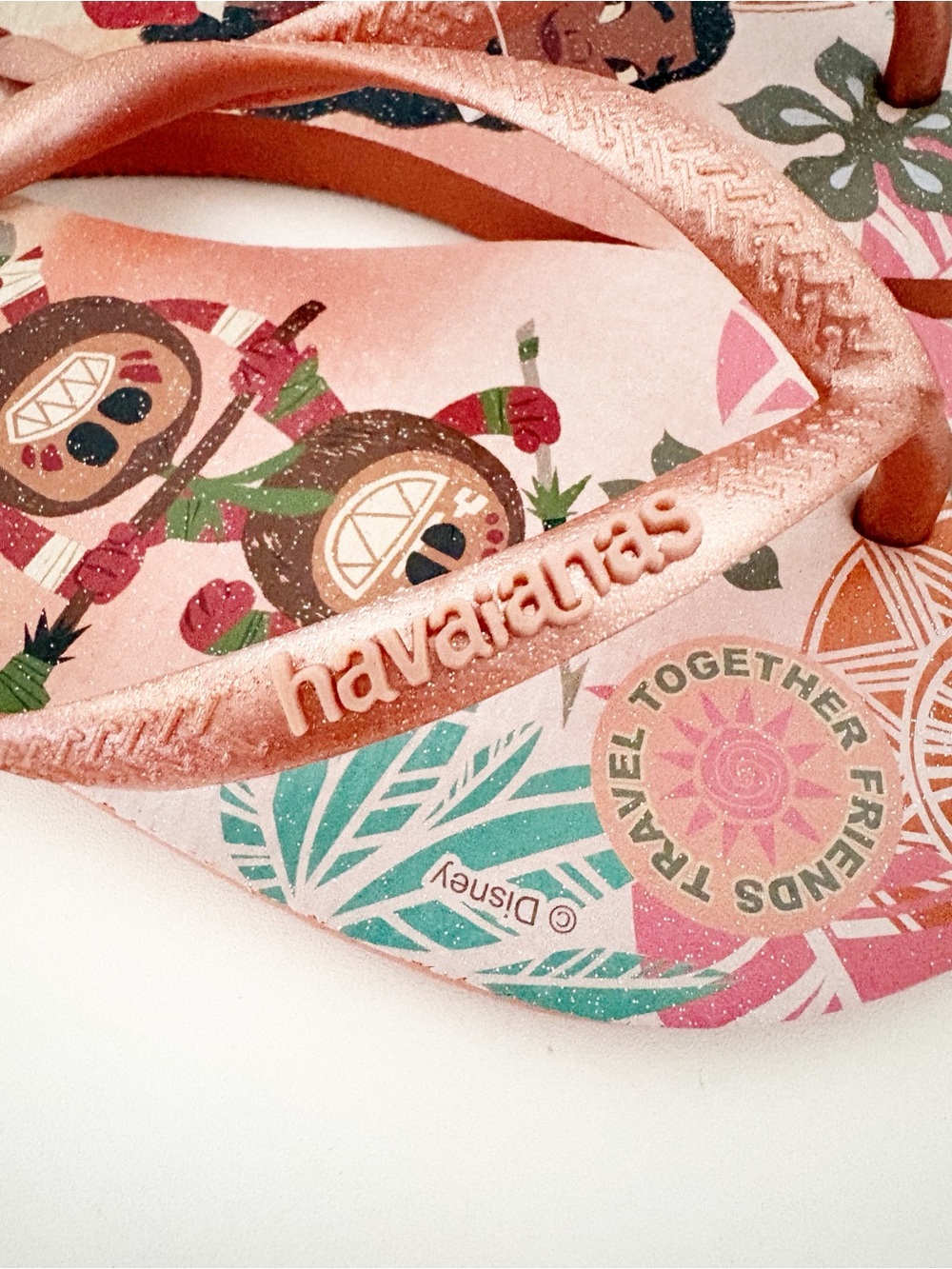 Havaianas Women’s Moana Disney Printed Flip Flops with Rose Gold Straps - Picture 6 of 12